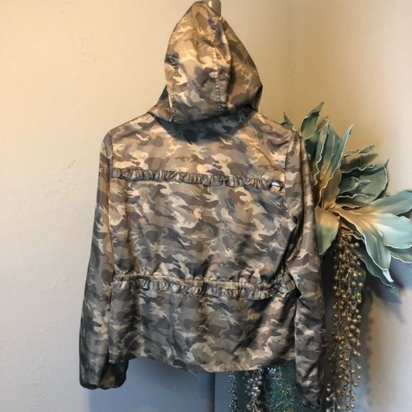 NWOT Generation Love Barron Camo Jacket Size Medium - Picture 9 of 13